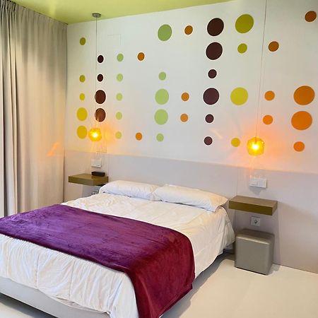 Lahola Glam Suites Torremolinos Extérieur photo
