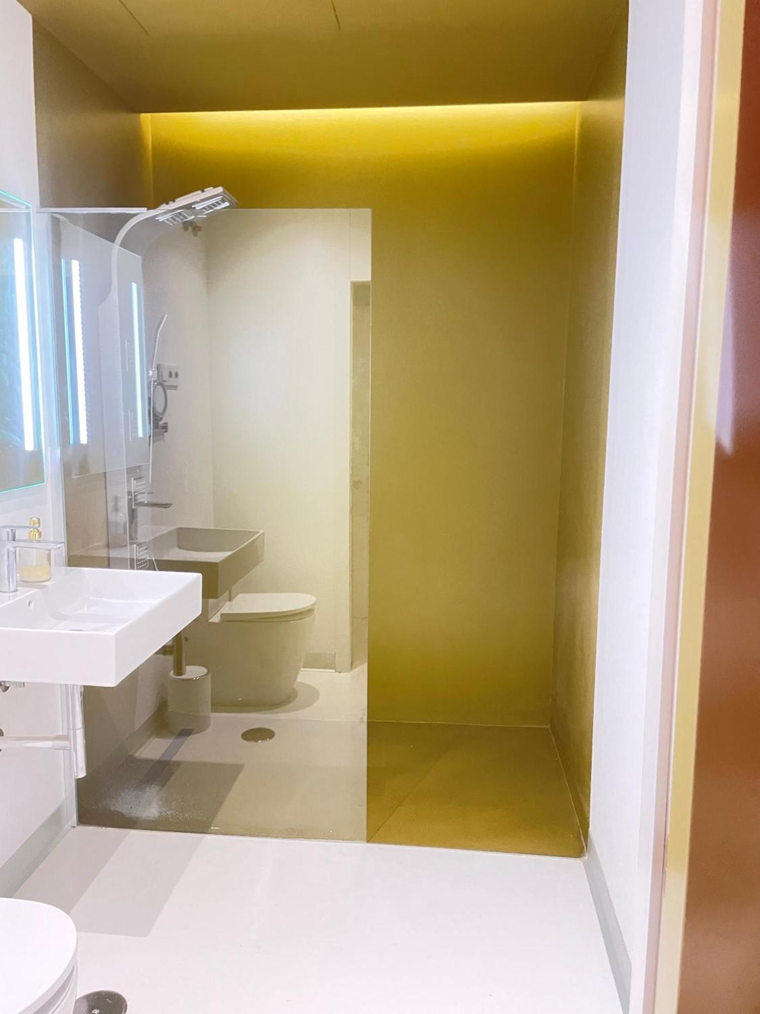 Lahola Glam Suites Torremolinos Extérieur photo