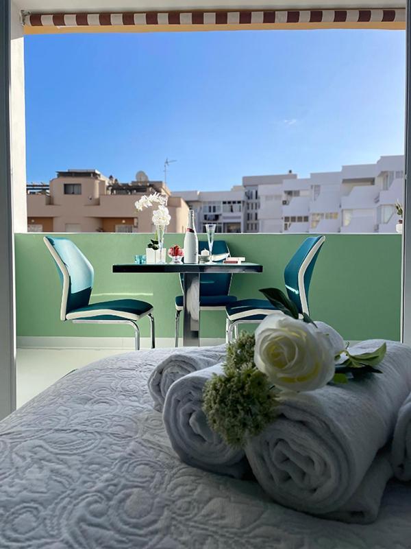 Lahola Glam Suites Torremolinos Extérieur photo