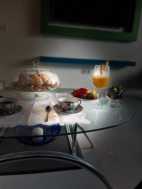 Lahola Glam Suites Torremolinos Extérieur photo