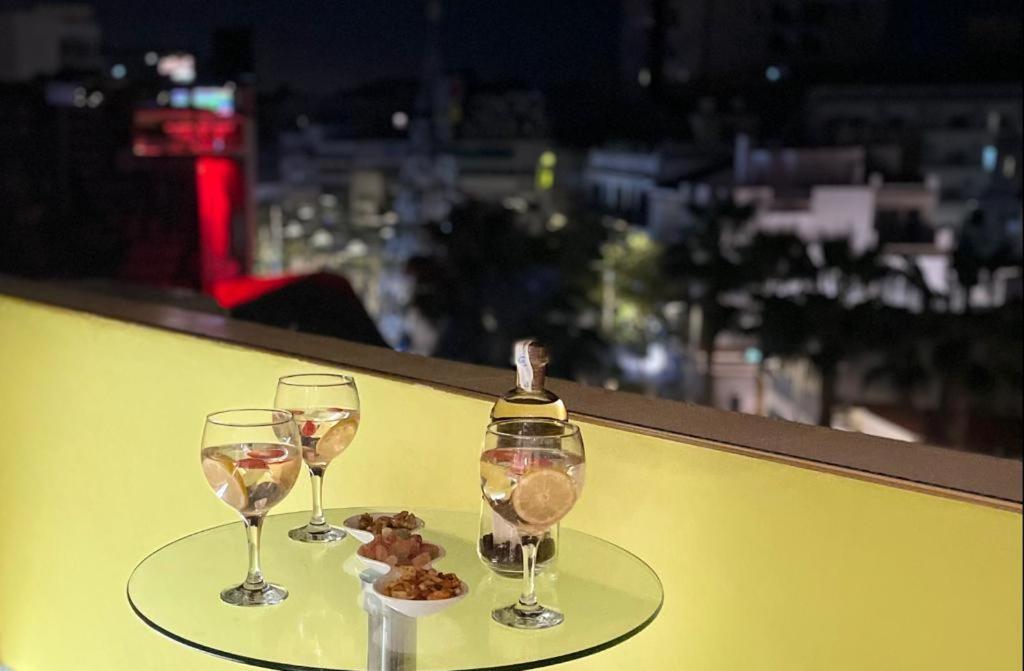 Lahola Glam Suites Torremolinos Extérieur photo