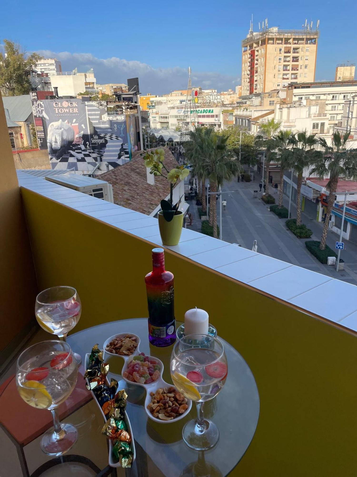 Lahola Glam Suites Torremolinos Extérieur photo