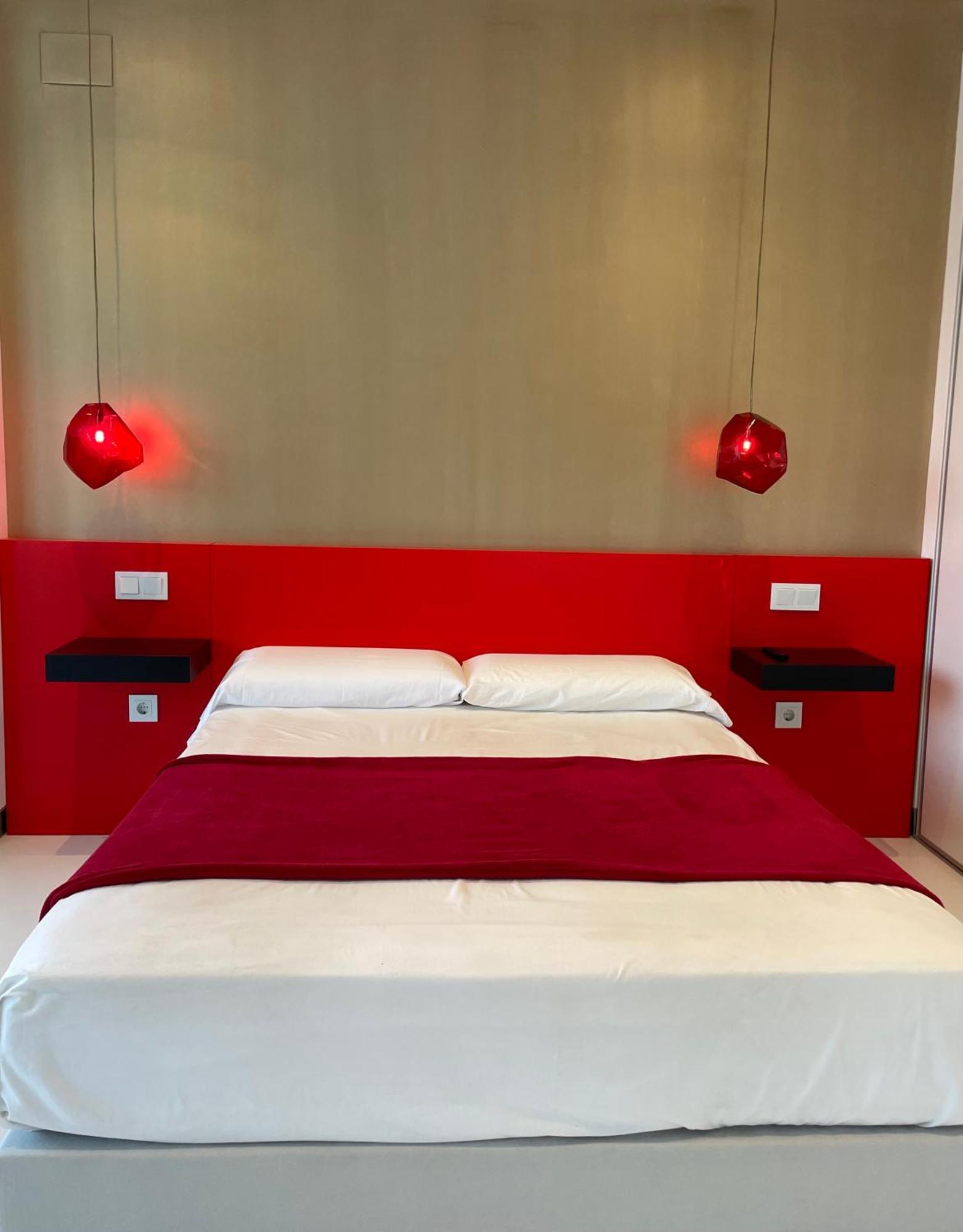Lahola Glam Suites Torremolinos Extérieur photo