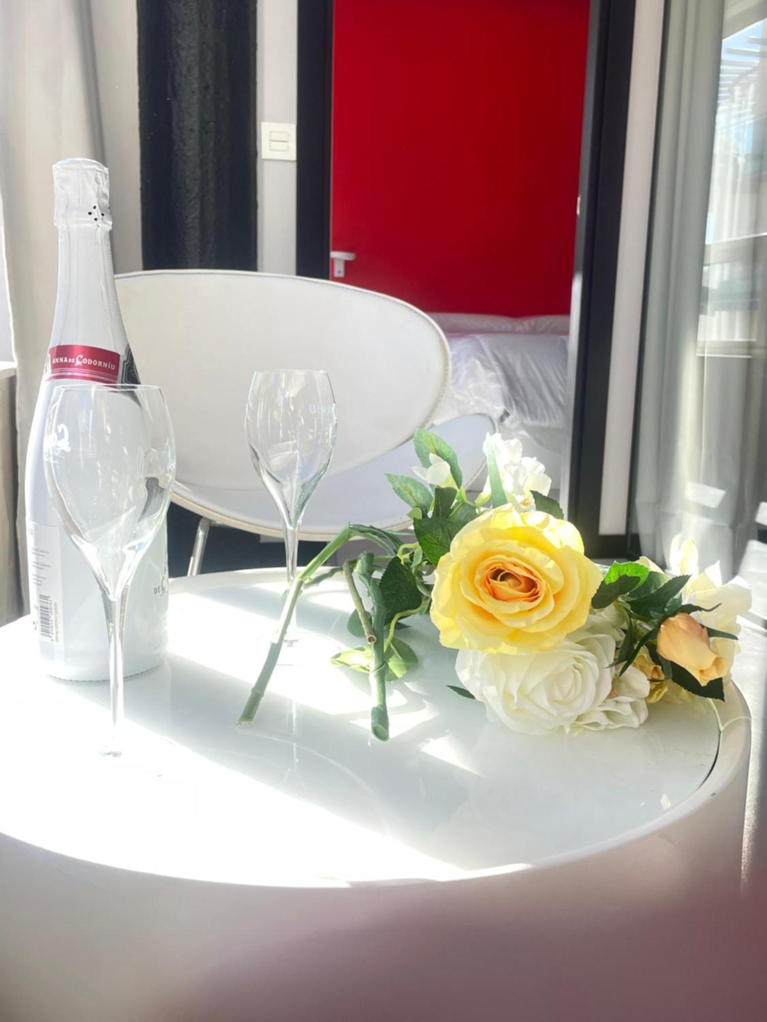 Lahola Glam Suites Torremolinos Extérieur photo