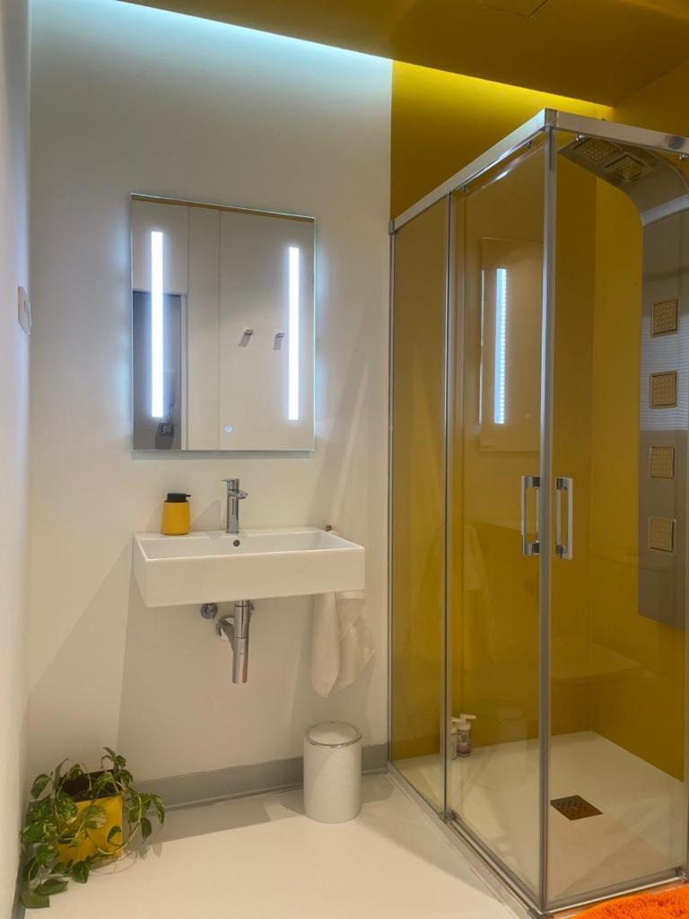 Lahola Glam Suites Torremolinos Chambre photo