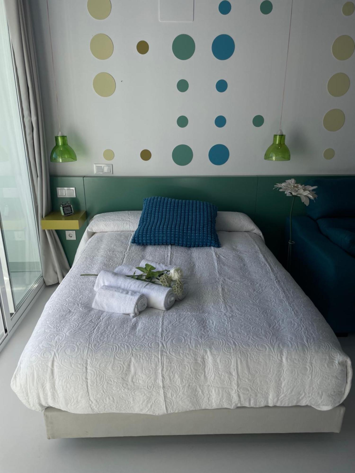 Lahola Glam Suites Torremolinos Chambre photo